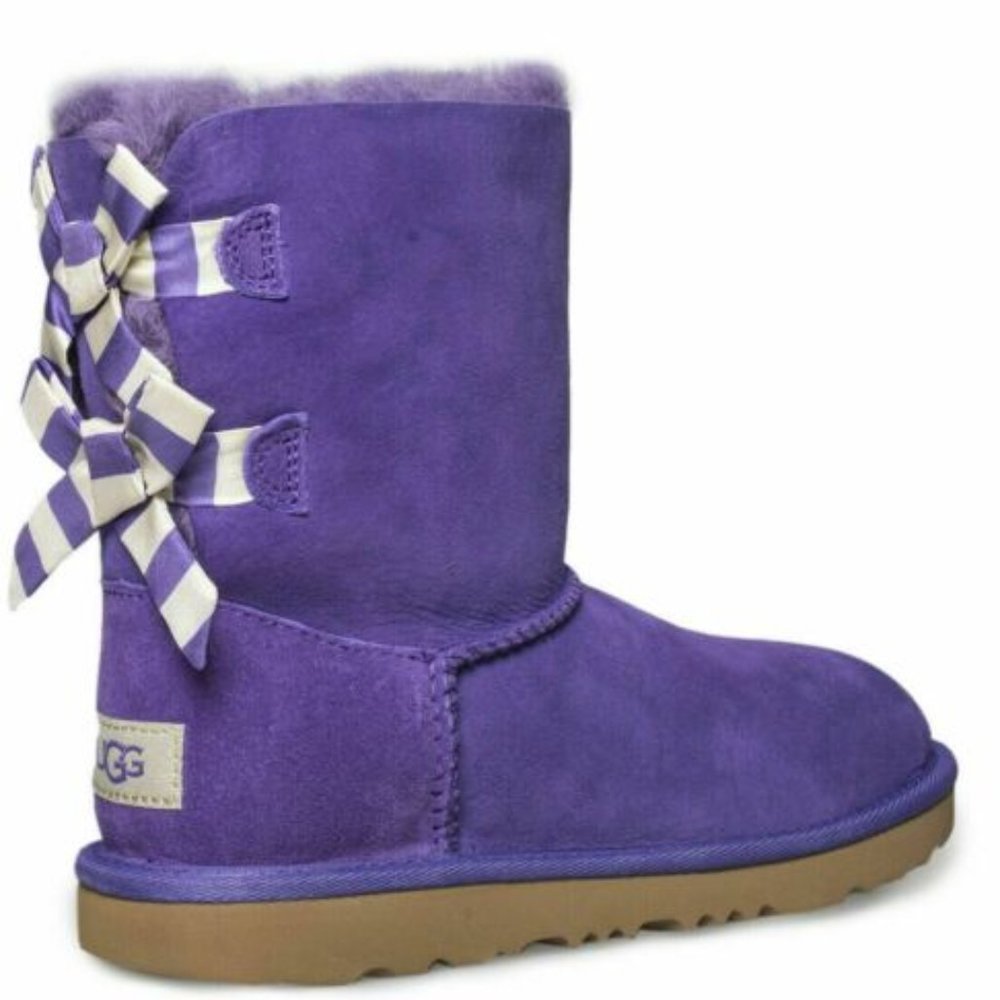 Brand NEW Ugg Bailey Bow Boots Sz 3 Kids